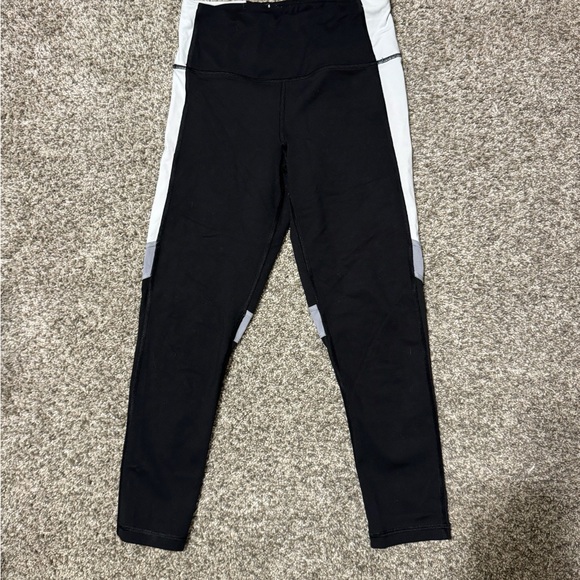 Victoria's Secret Pants - Victoria's Secret Black and White Leggings
